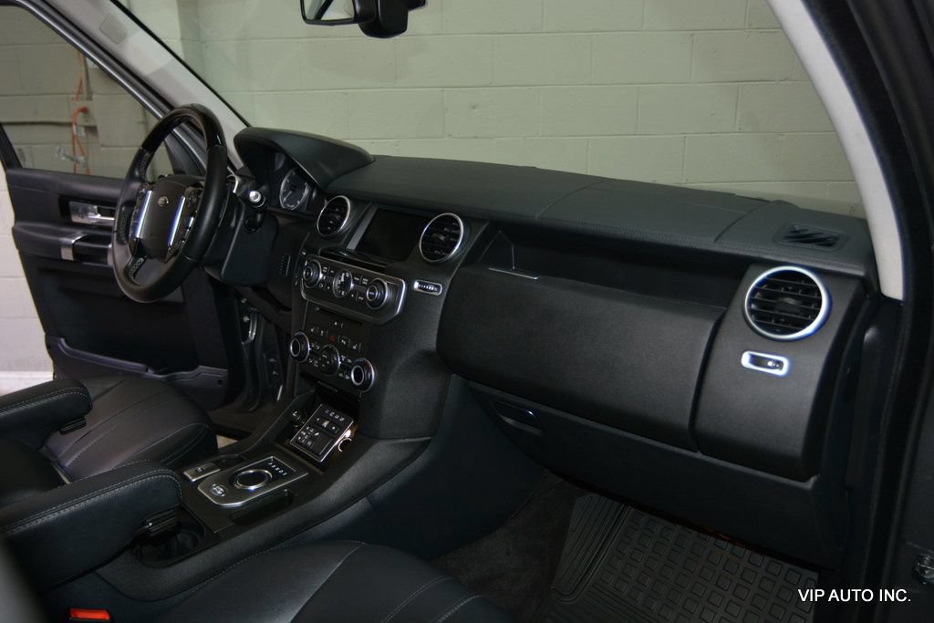 Used 2016 Land Rover LR4 HSE Silver Edition AWD/4WD image 12