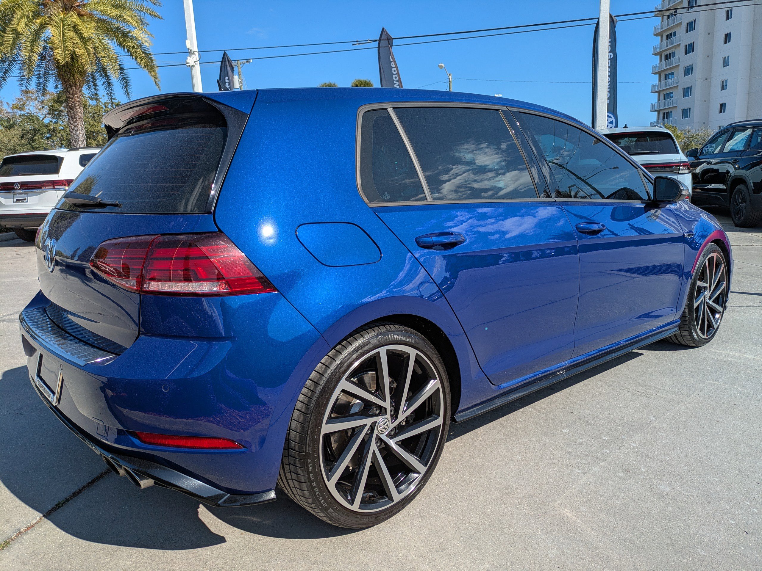 Used 2019 Volkswagen Golf R 4DR HB DSG W/DCC/ image 4