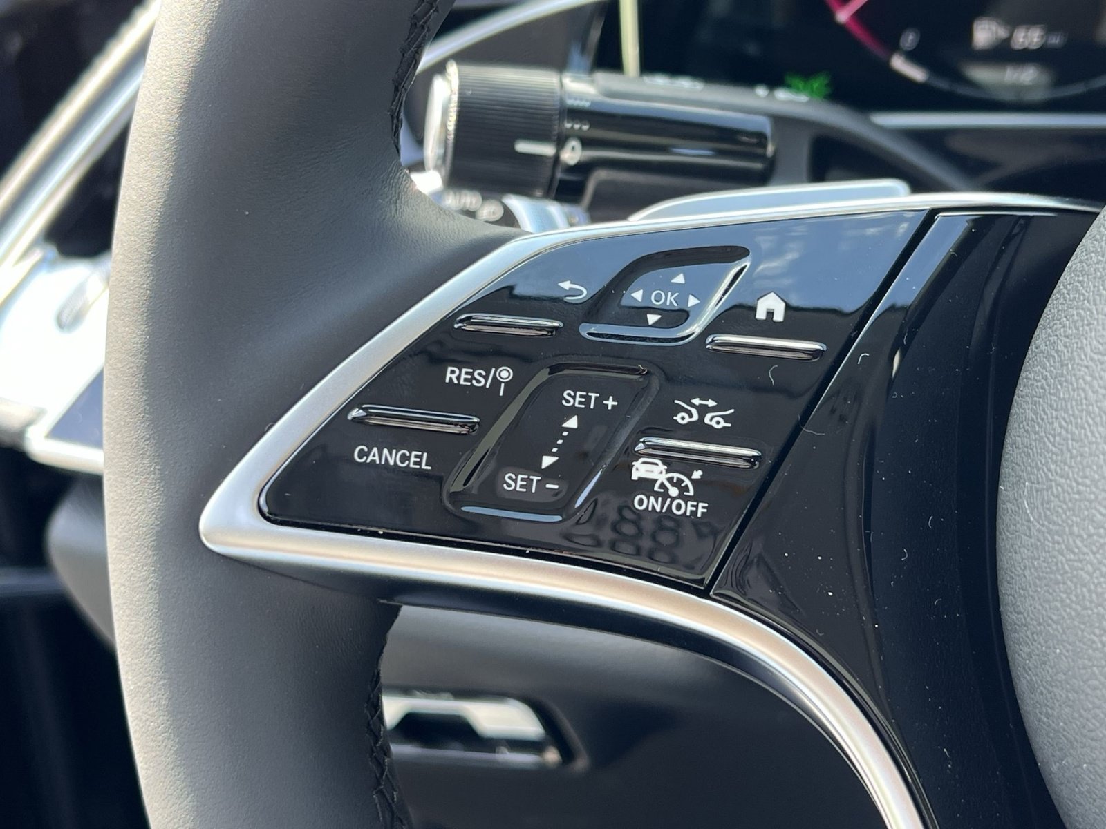 New 2027 Mercedes-Benz E 450 4MATIC Sedan image 37