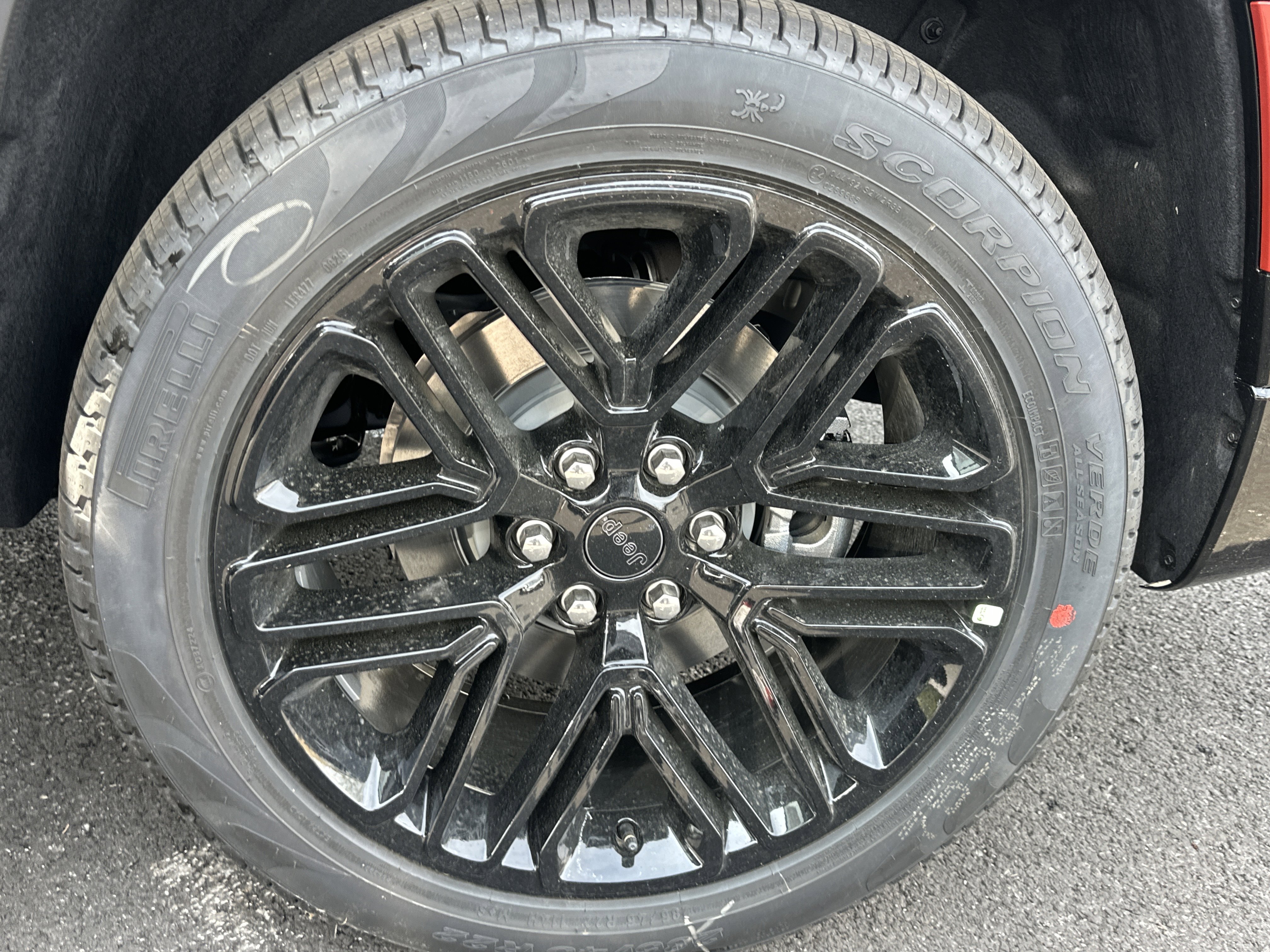 New 2026 Jeep Grand Wagoneer Limited AWD/4WD image 33