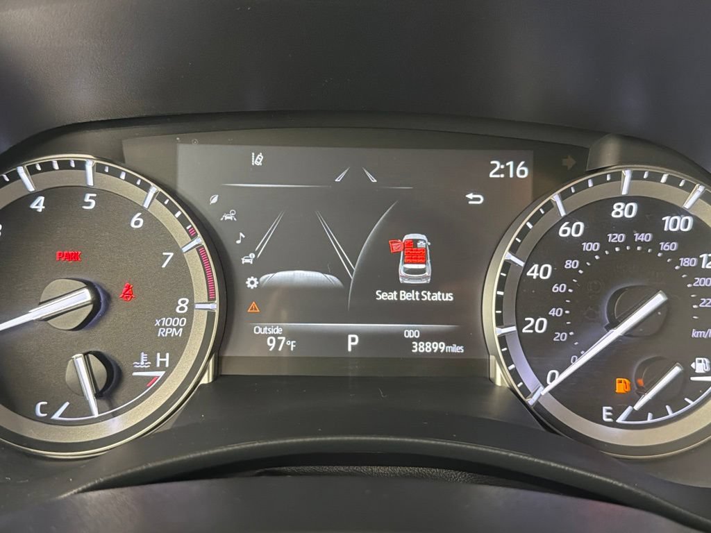 Used 2022 Toyota Highlander XLE FWD image 30
