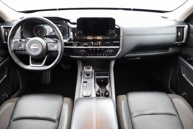 Certified 2024 Nissan Pathfinder SL image 14