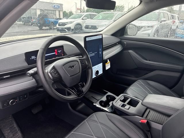 Used 2025 Ford Mustang Mach-E Select w/ Comfort Package Lite AWD/4WD image 18