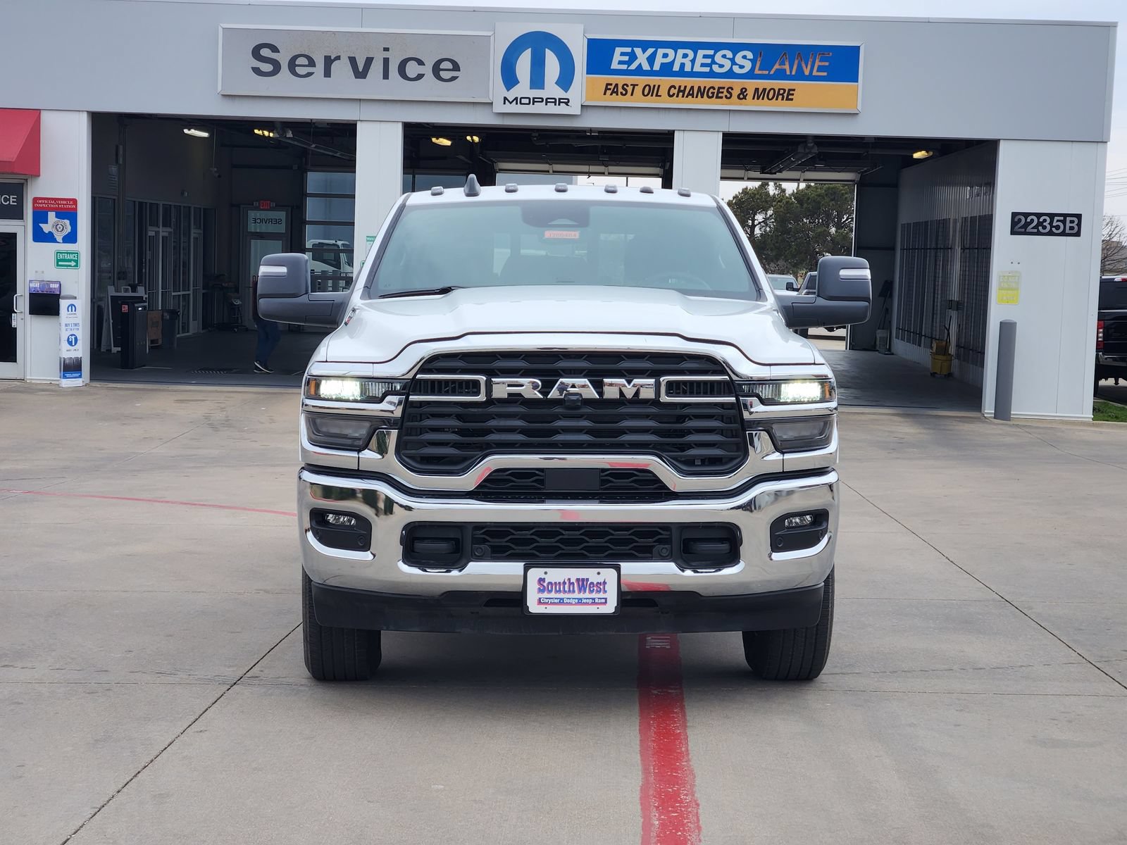 New 2026 RAM 2500 Tradesman AWD/4WD image 6