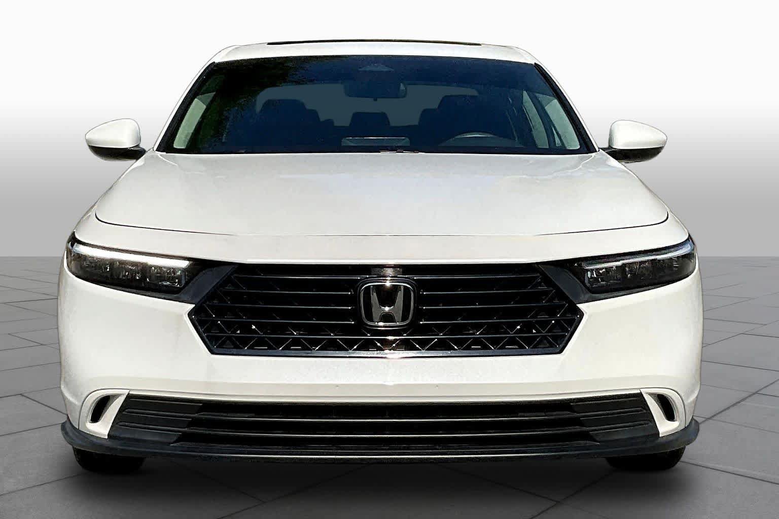 Used 2023 Honda Accord EX image 4