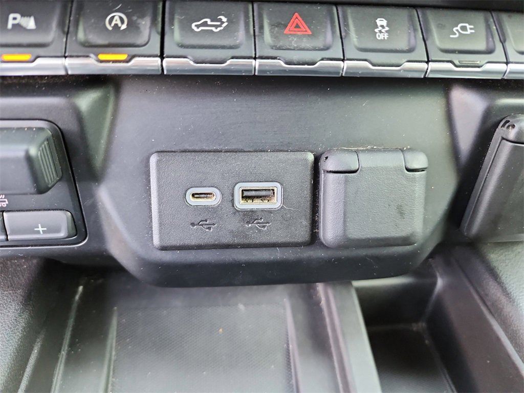 Used 2020 GMC Sierra 1500 AT4 w/ AT4 Premium Package image 23