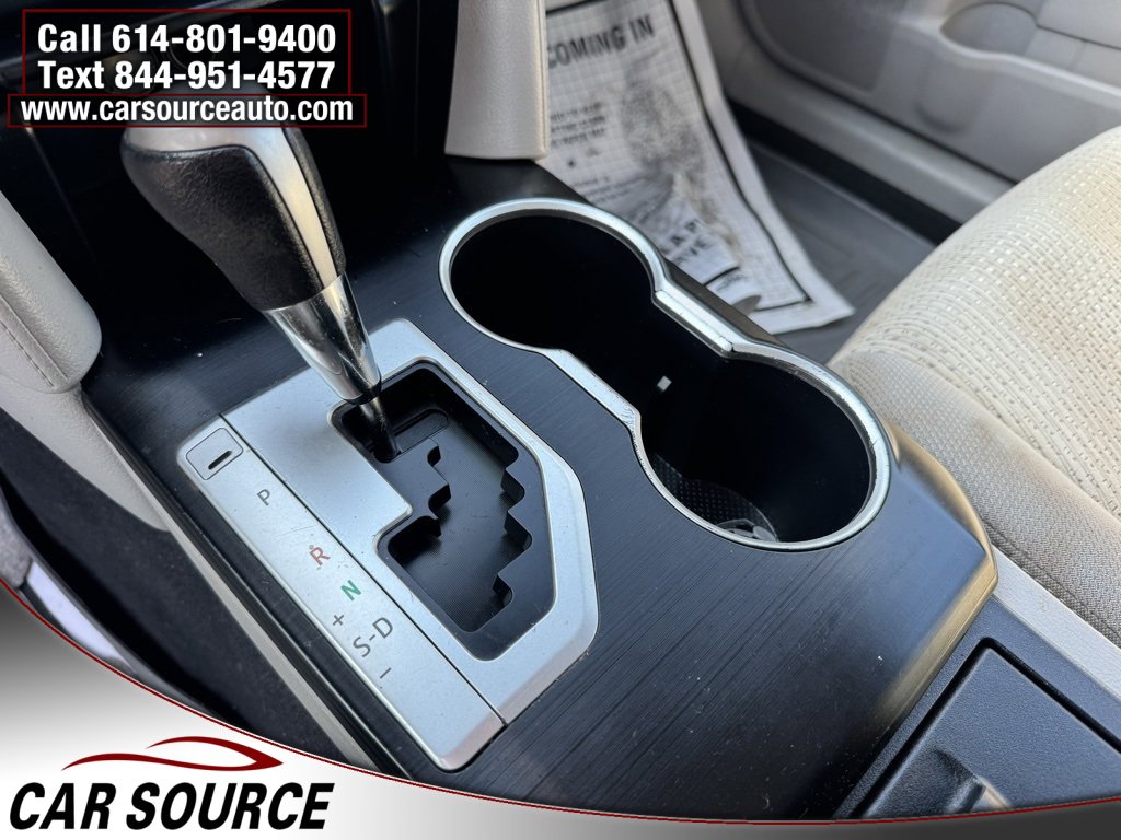 Used 2012 Toyota Camry LE image 10