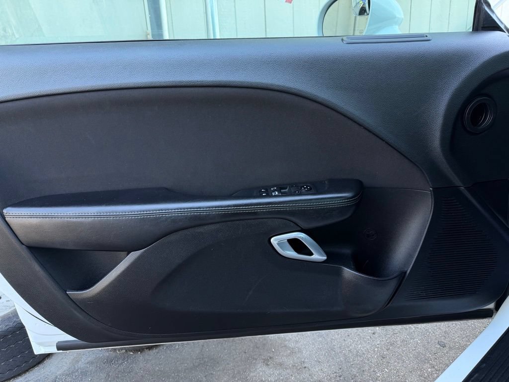 Used 2021 Dodge Challenger SXT RWD image 14