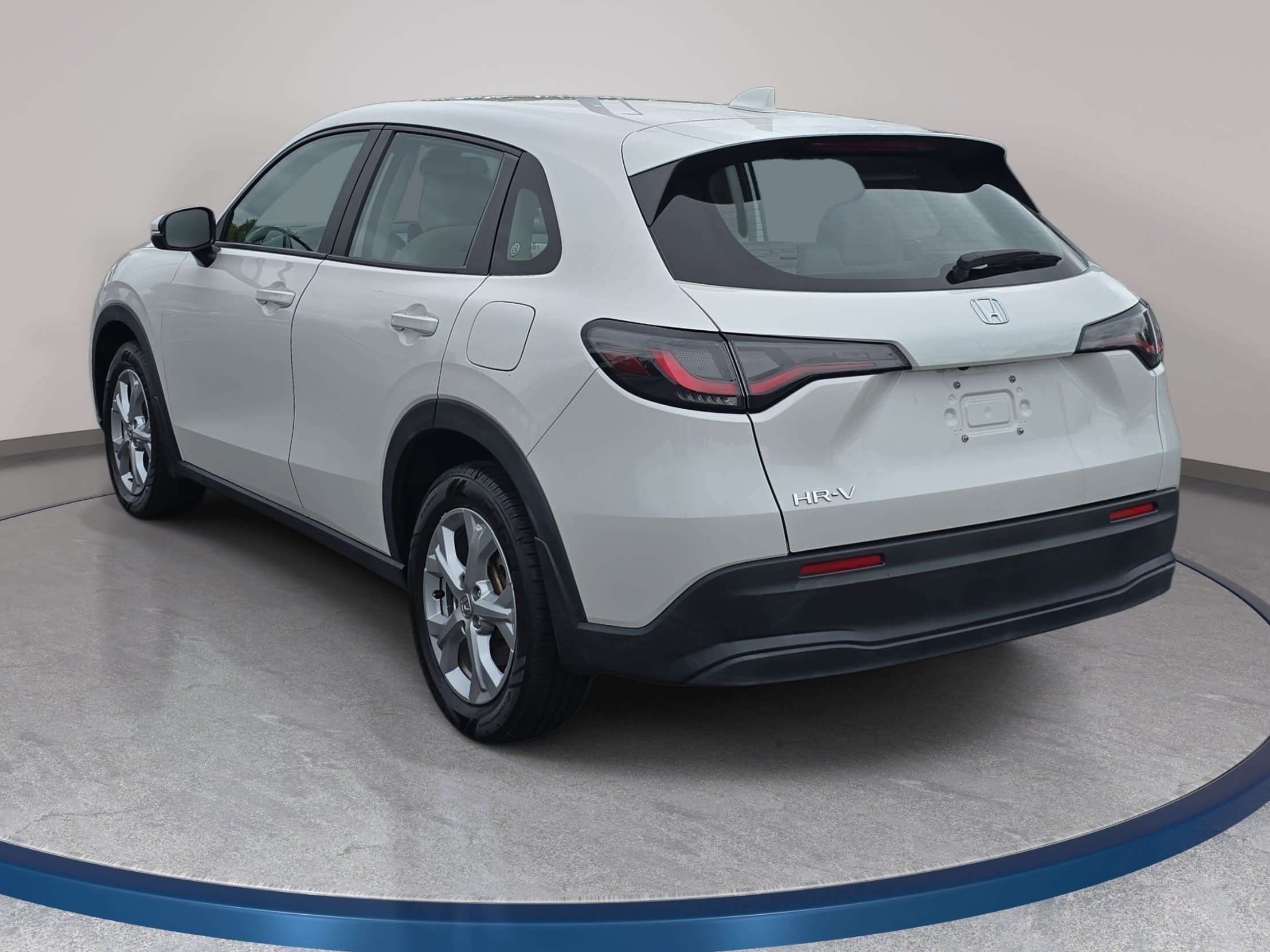 Certified 2025 Honda HR-V LX image 7