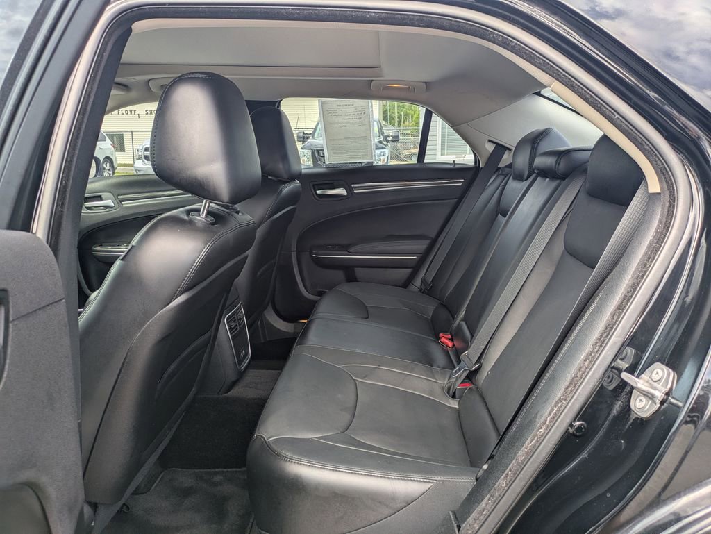 Used 2017 Chrysler 300 Limited w/ Value Package image 12