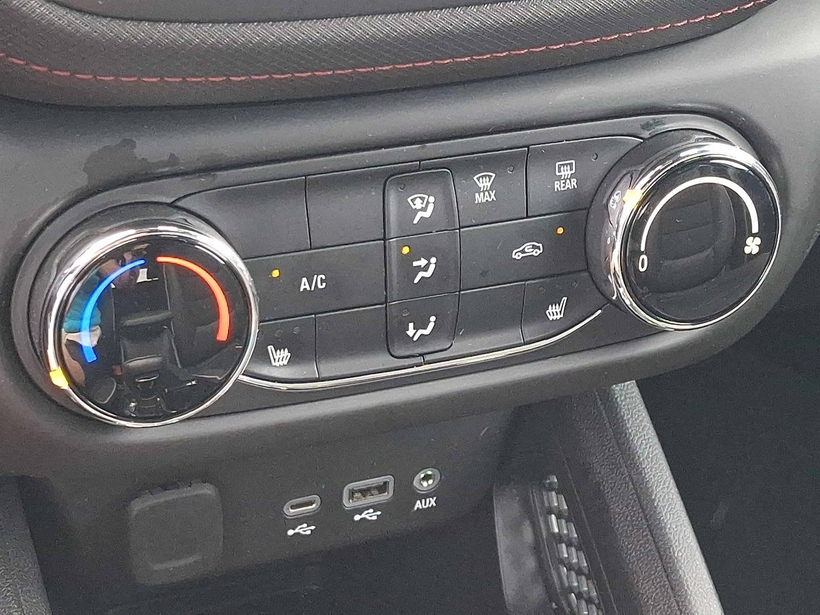 Certified 2023 Chevrolet TrailBlazer RS AWD/4WD image 16