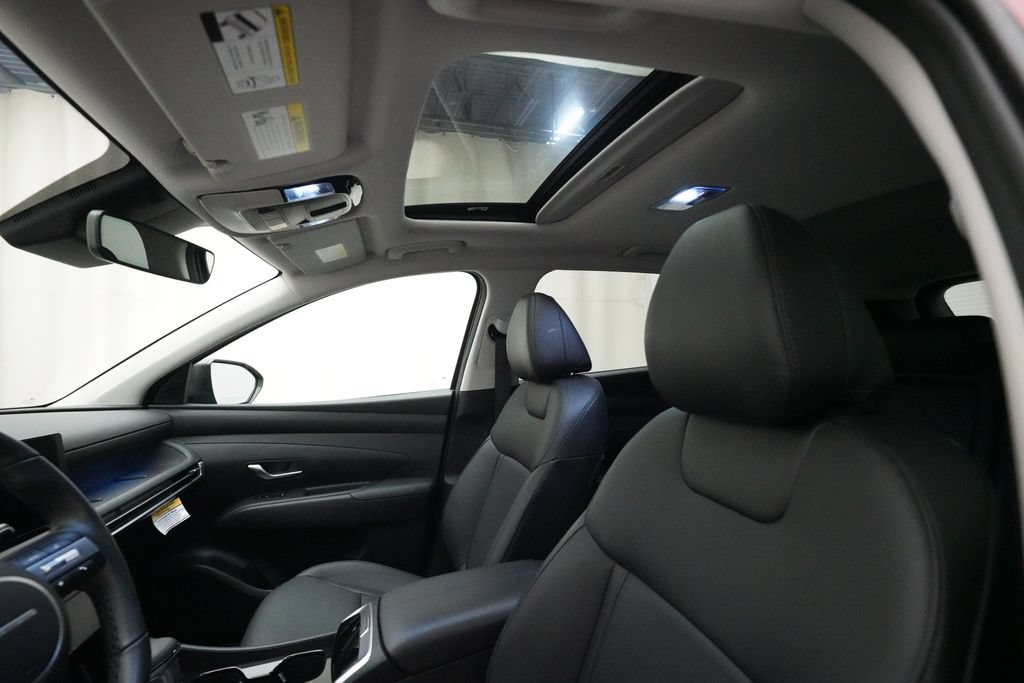 Used 2025 Hyundai Tucson SEL AWD/4WD image 32