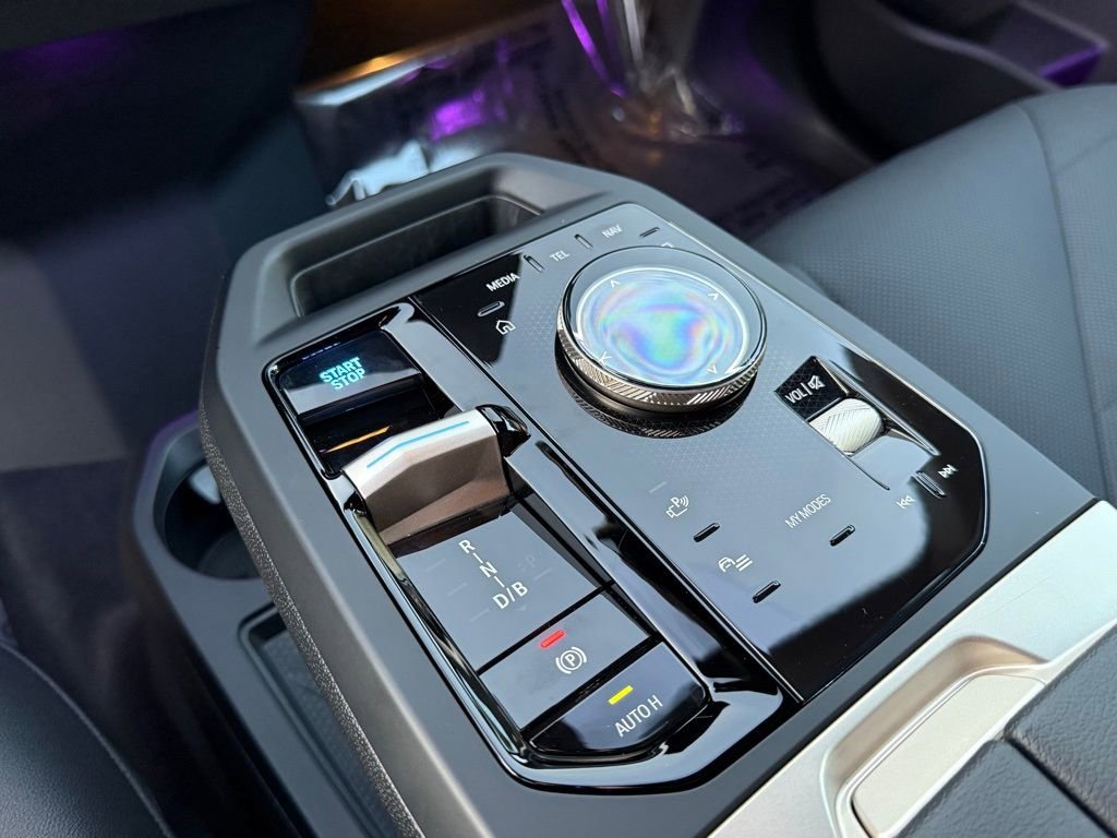 Used 2026 BMW iX xDrive45 image 29