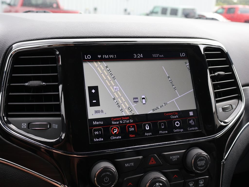 Used 2021 Jeep Grand Cherokee Limited w/ Quick Order Package 28K 80th AWD/4WD image 33