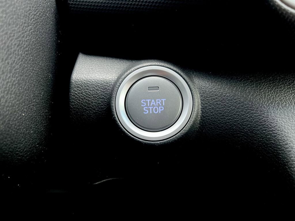 Used 2023 Hyundai Kona SE w/ Cargo Package image 15