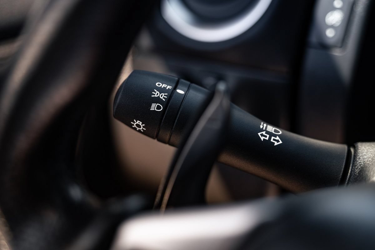 Used 2009 Nissan GT-R Premium AWD/4WD image 36