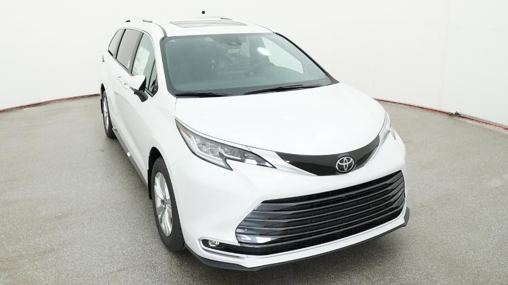 New 2026 Toyota Sienna Limited FWD image 14