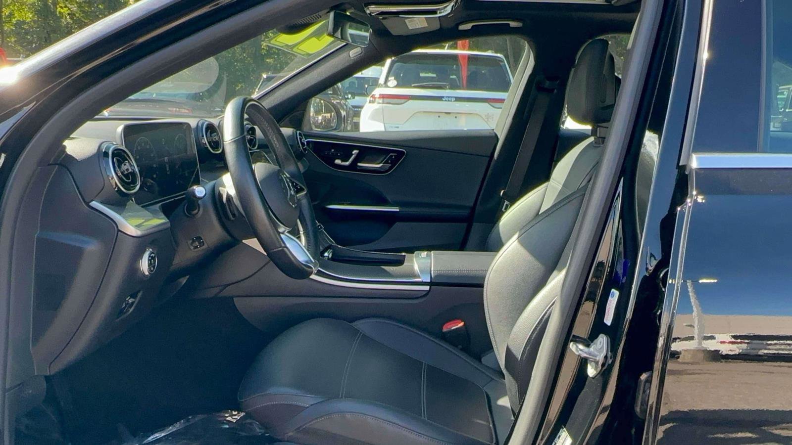 Used 2022 Mercedes-Benz C 300 4MATIC Sedan image 15