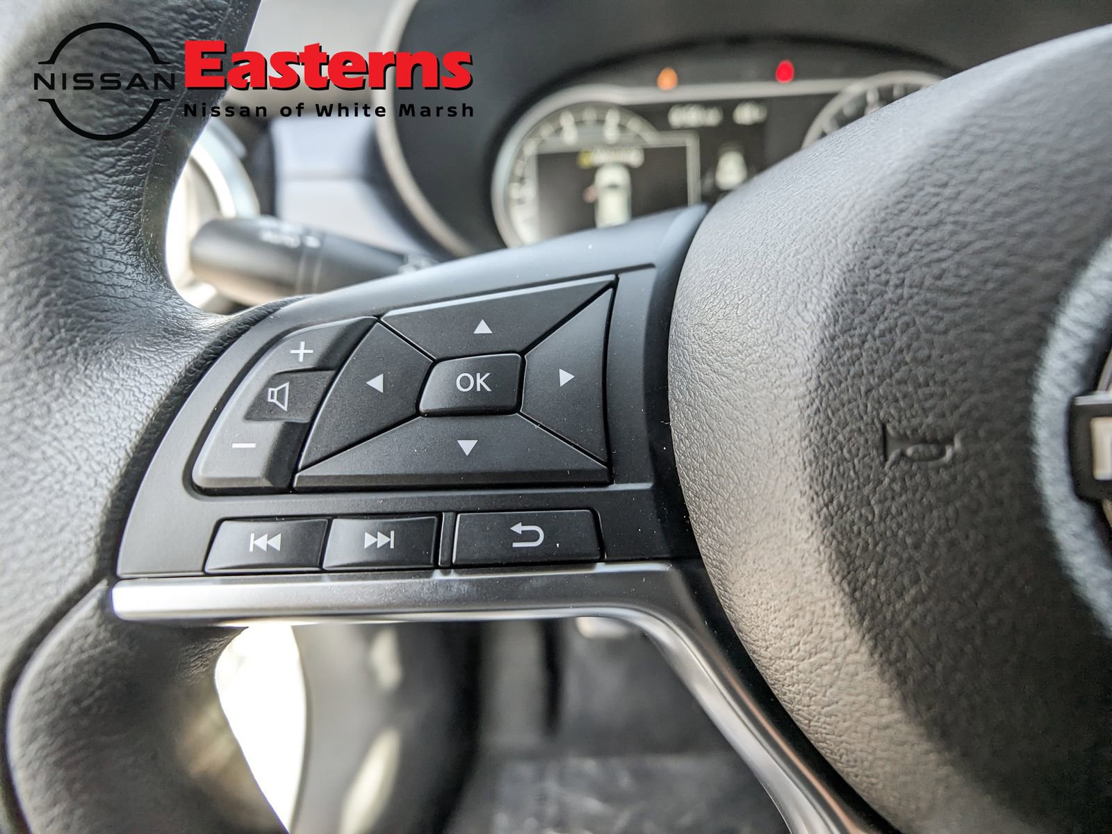 New 2025 Nissan Versa SV w/ Trunk Package image 17