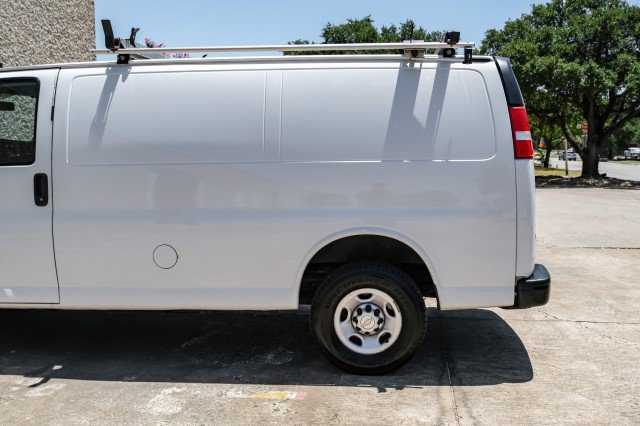 Used 2021 Chevrolet Express 2500 w/ Enhanced Convenience Package RWD image 13