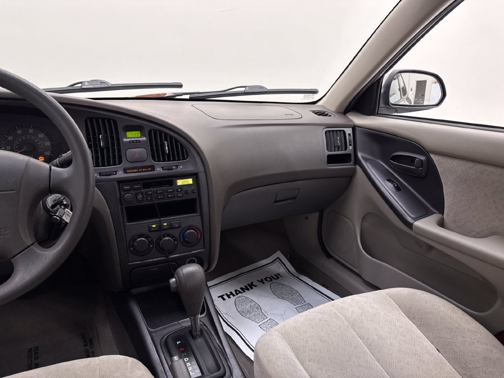 Used 2005 Hyundai Elantra Sedan FWD image 15