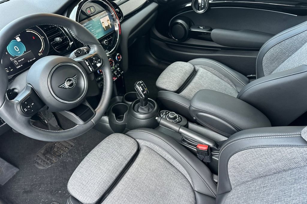 Used 2023 MINI Cooper S w/ Signature Upholstery Package image 10