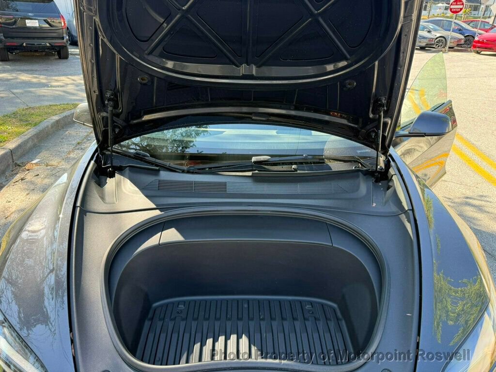 Used 2024 Tesla Model 3 image 28