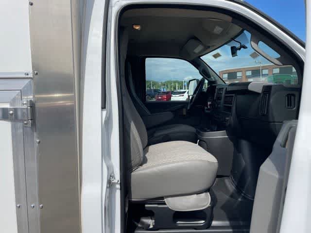 New 2025 Chevrolet Express 3500 w/ Power Convenience Package RWD image 11