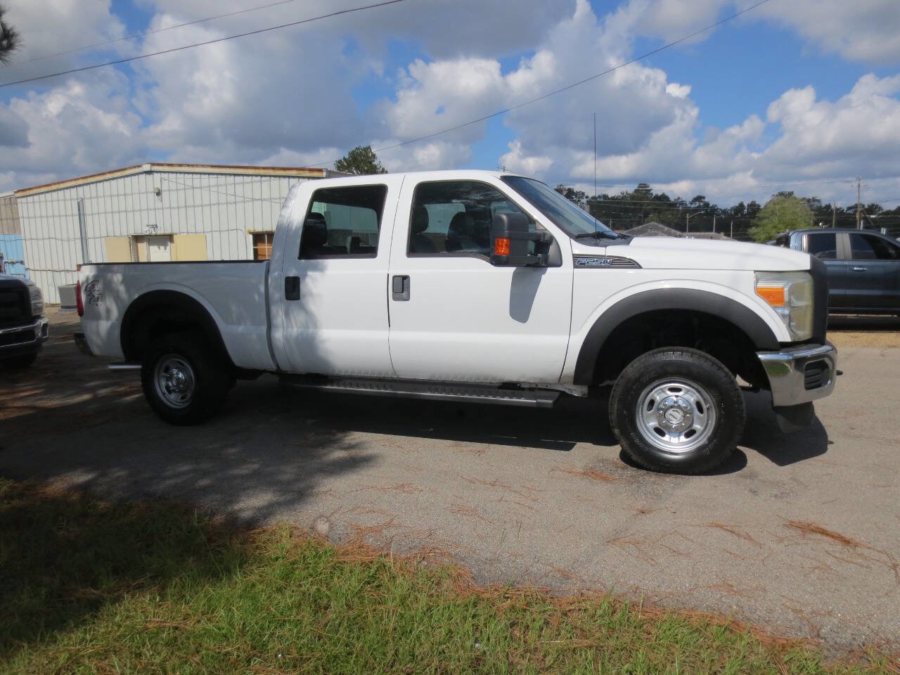 Used 2012 Ford F250 XL w/ PWR Equipment Group image 2