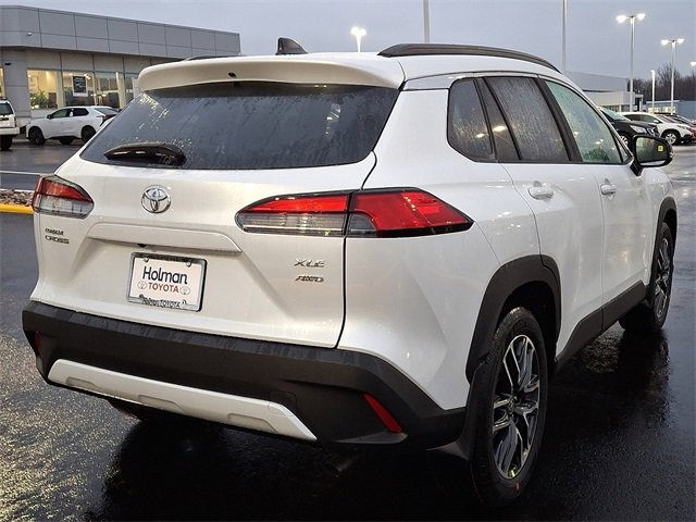 New 2026 Toyota Corolla Cross XLE image 5