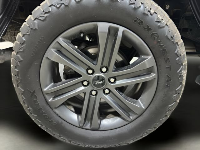 Used 2022 Ford F150 Lariat w/ Equipment Group 502A High AWD/4WD image 40