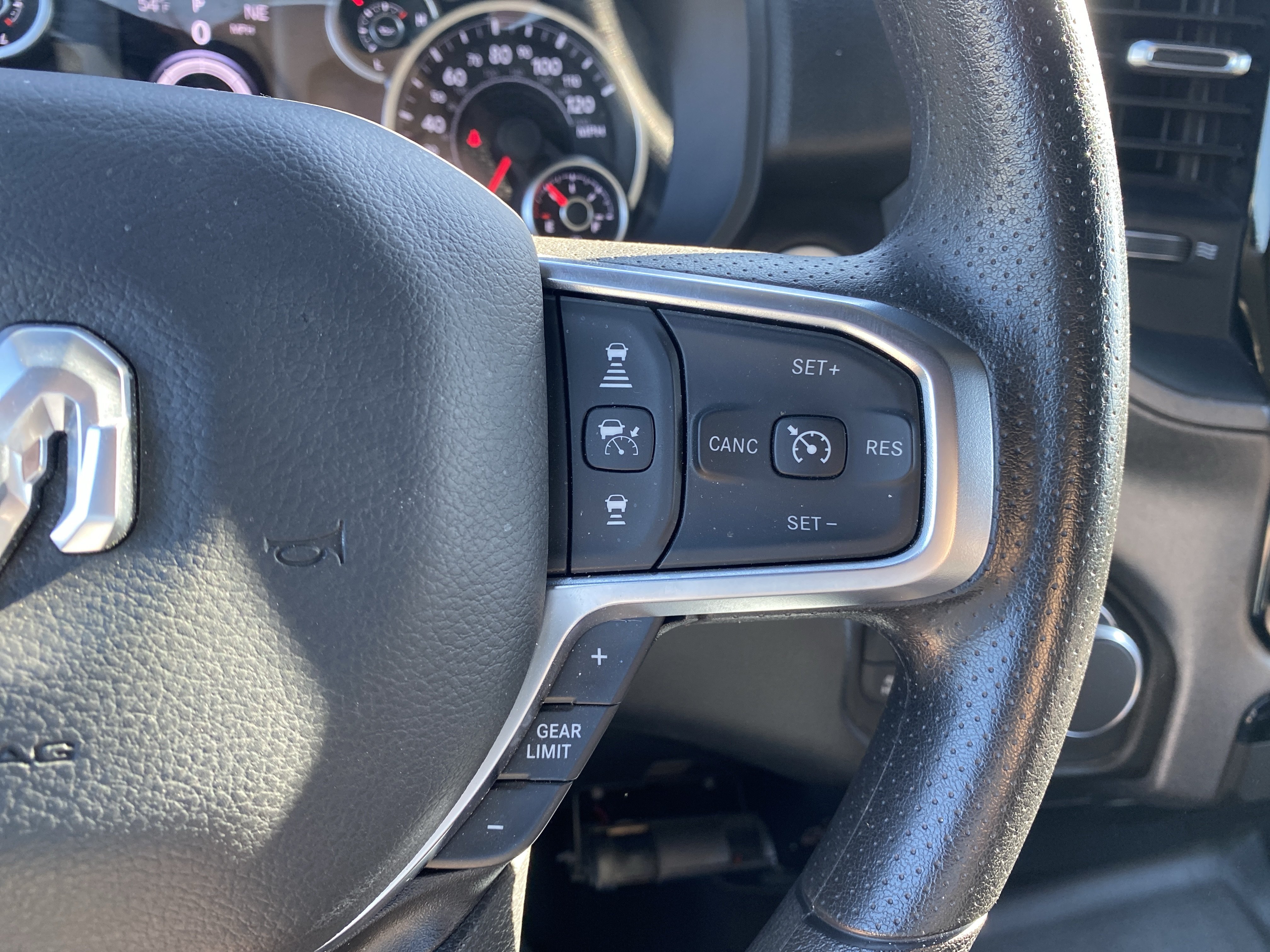 Used 2026 RAM 1500 Tradesman AWD/4WD image 17