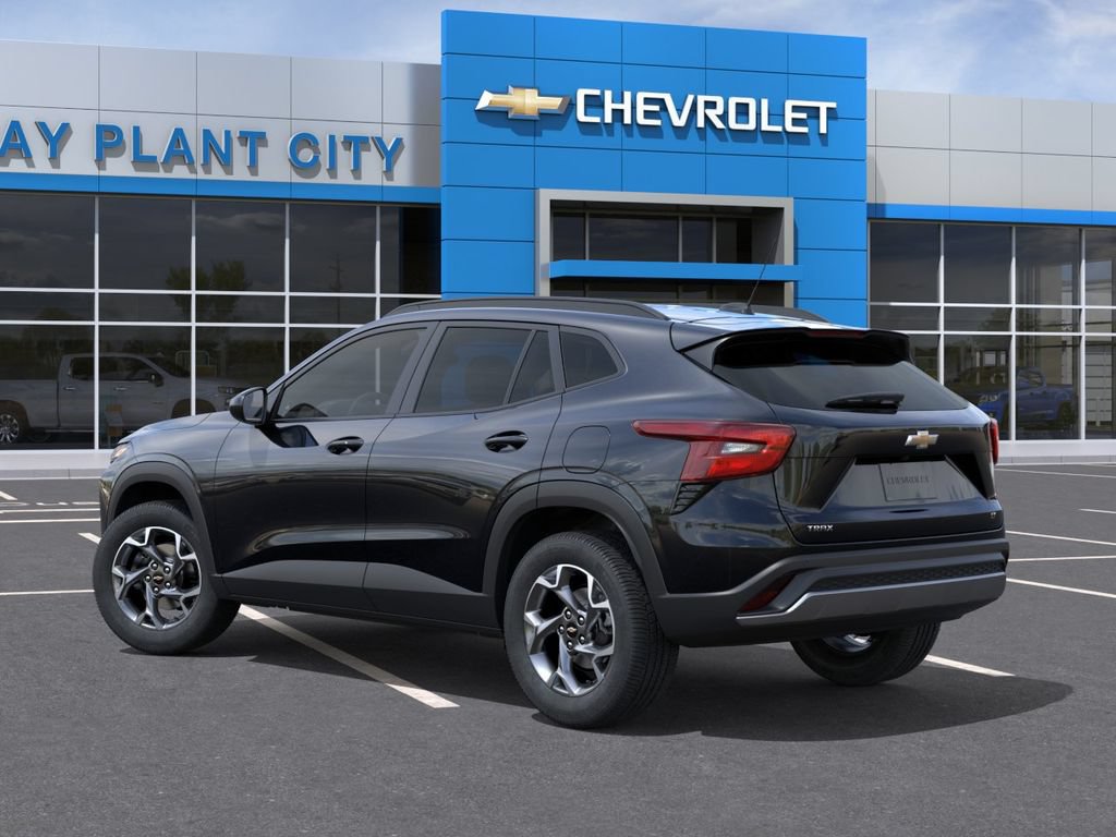 New 2026 Chevrolet Trax LT w/ Driver Confidence Package FWD image 3