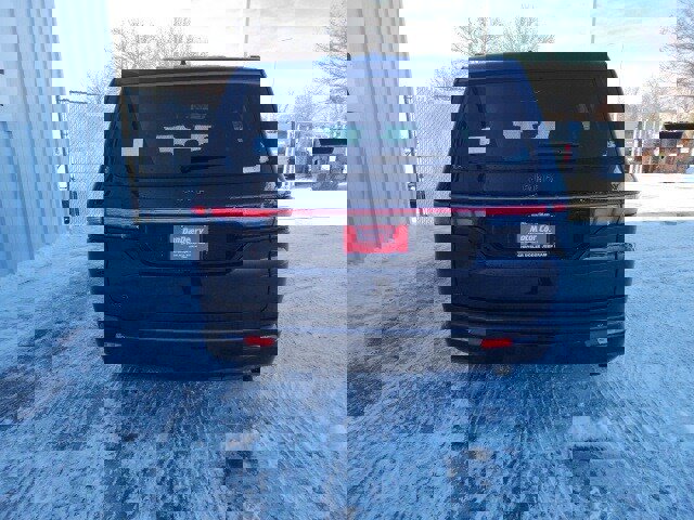 New 2026 Jeep Grand Wagoneer Limited image 23