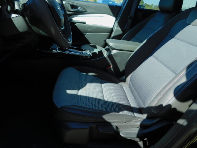 Used 2026 Chevrolet Trax LT FWD image 23