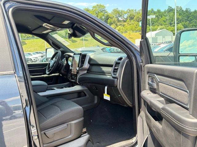 New 2026 RAM 2500 Big Horn AWD/4WD image 26