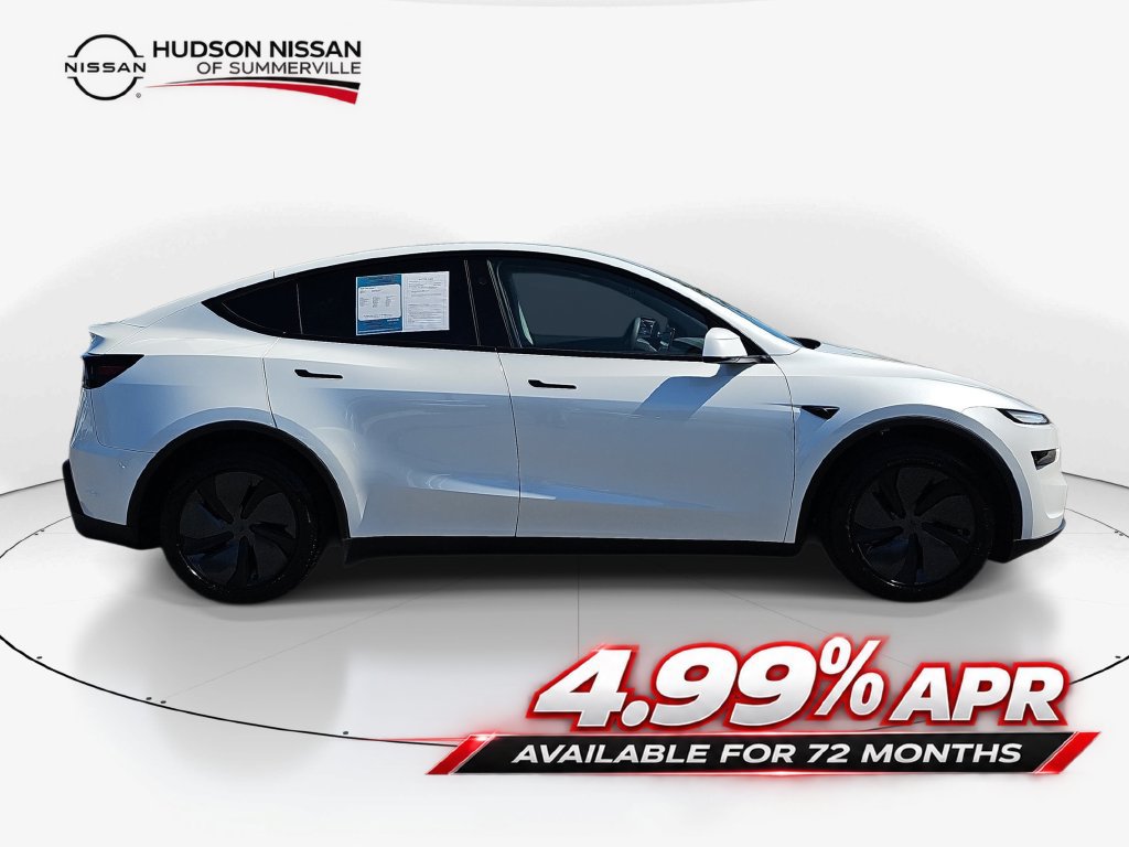 Used 2026 Tesla Model Y AWD image 4