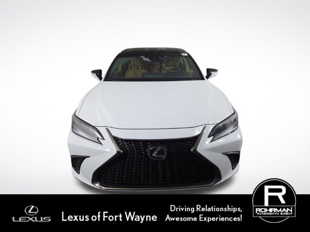 Used 2025 Lexus ES 350 w/ Accessory Package (Z1) FWD image 3