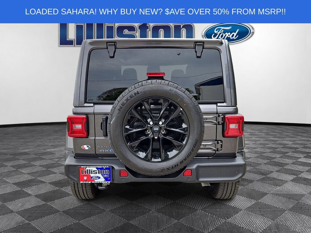 Used 2025 Jeep Wrangler Unlimited Sahara w/ Safety Group AWD/4WD image 5