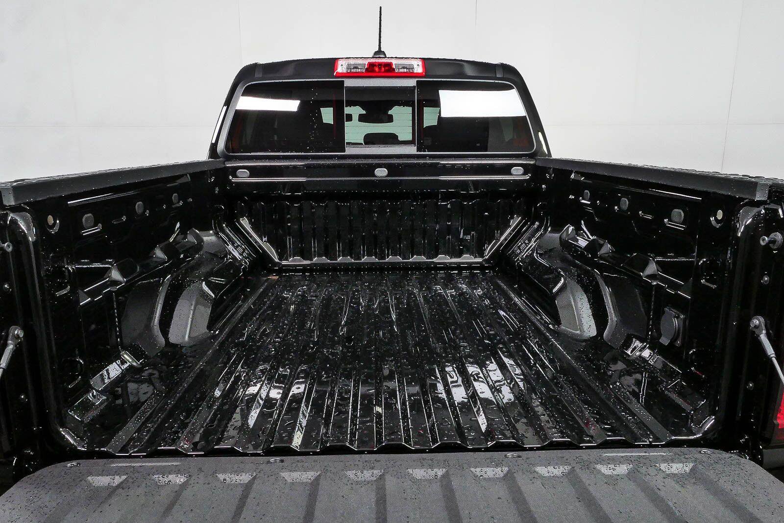 New 2026 GMC Canyon Elevation w/ Convenience Package AWD/4WD image 29