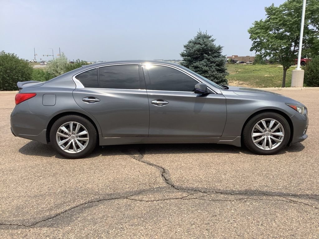 Used 2016 INFINITI Q50 3.0t Premium w/ 3.0T Premium Plus Package AWD/4WD image 2