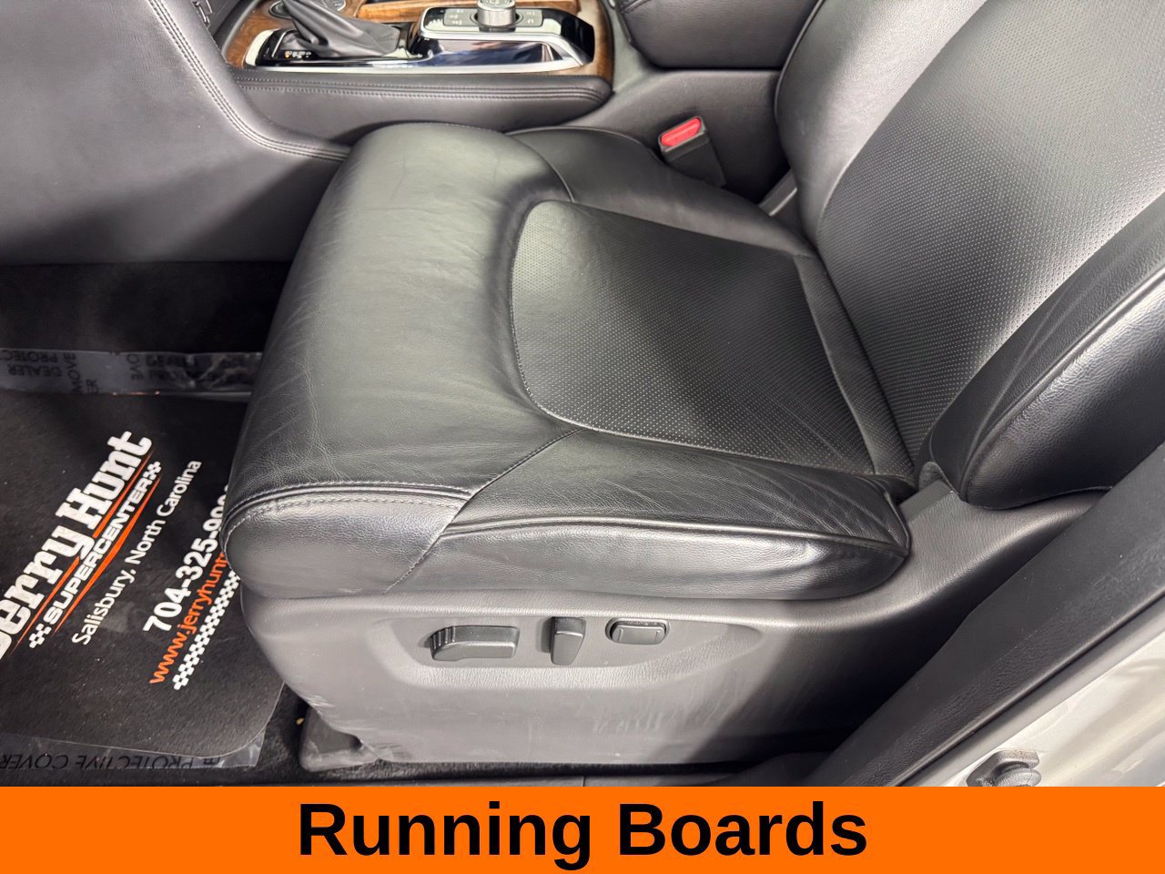 Used 2024 Nissan Armada SL w/ Captain's Chairs Package AWD/4WD image 14