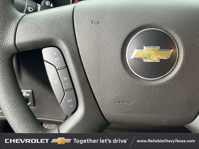 New 2026 Chevrolet Express 2500 w/ Driver Convenience Package RWD image 16