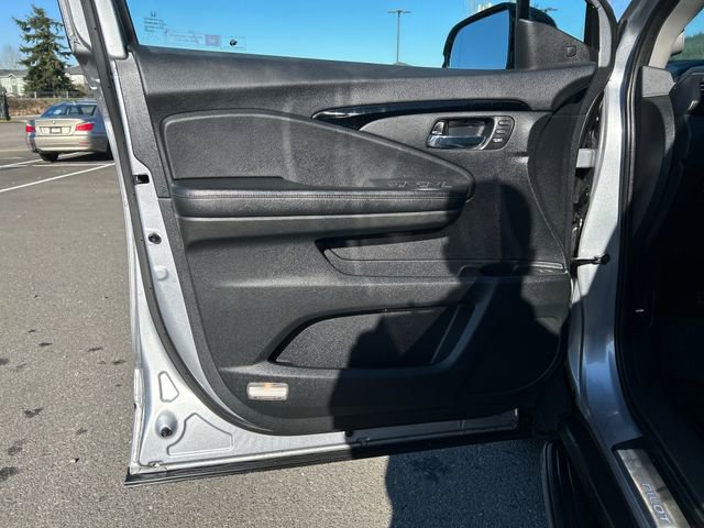 Used 2016 Honda Pilot Elite image 18