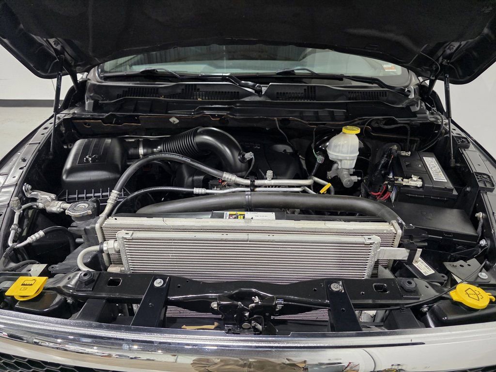 Used 2019 RAM 1500 Classic SLT image 11