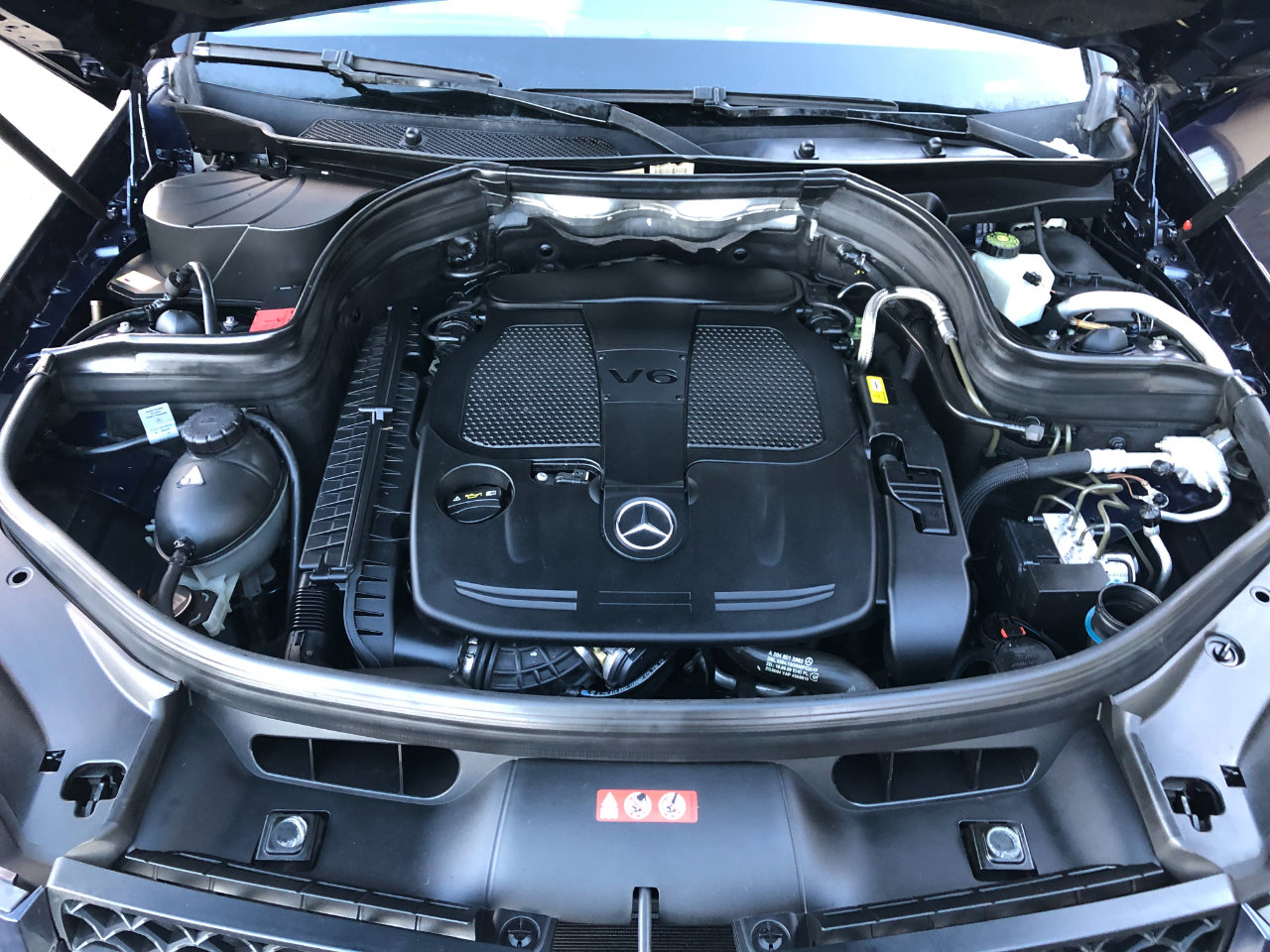 Used 2013 Mercedes-Benz GLK 350 4MATIC image 30