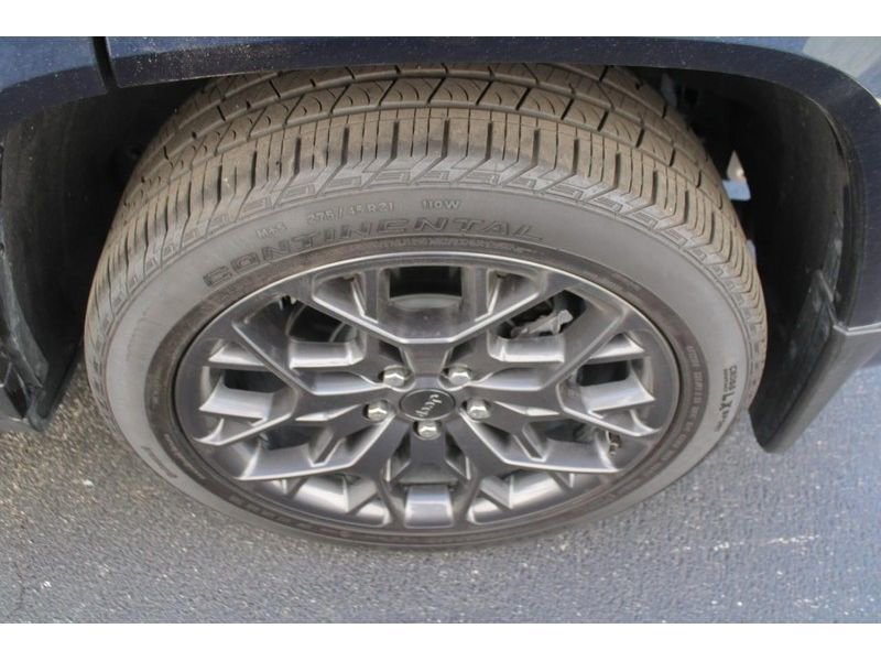 Used 2024 Jeep Grand Cherokee L Summit image 9