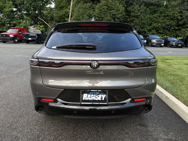 New 2026 Alfa Romeo Tonale w/ Red Premium Package AWD/4WD image 7