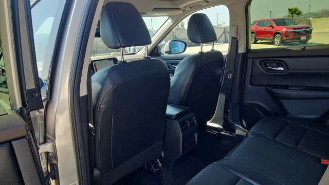 Used 2023 Nissan Rogue SL w/ SL Premium Package FWD image 22