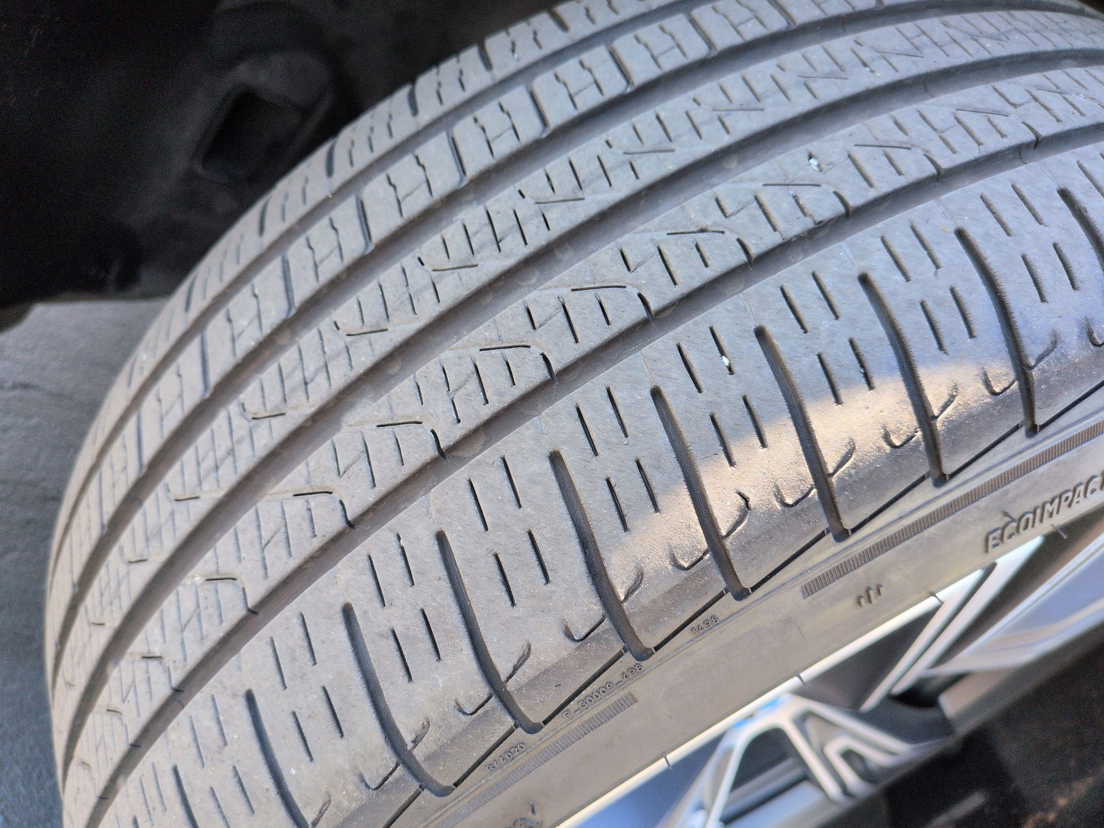 Used 2023 BMW 330e w/ Premium Package image 12